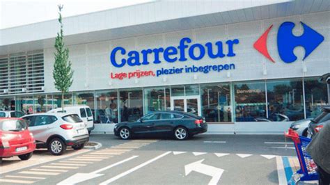 Cohue chez Carrefour avec ce poêle aux allures de cheminée sans fumée