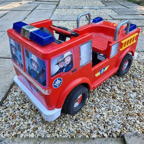 Fireman Sam Kids 12v Jupiter Ride-On Toy Vehicle with Lights and Sounds ...