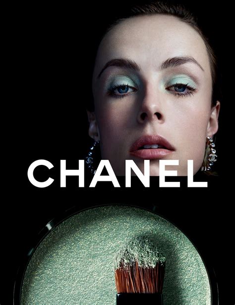 The Chanel Ombre Essentielle Collection Is Here More Beauty News