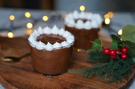 Mousse Au Chocolat Et Chantilly Aux Fourneaux