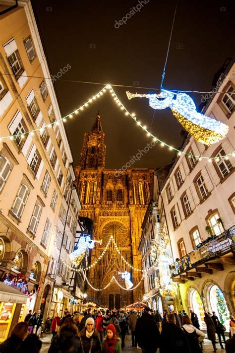 Traditional Christmas market in the historic Strasbourg France – Stock ...