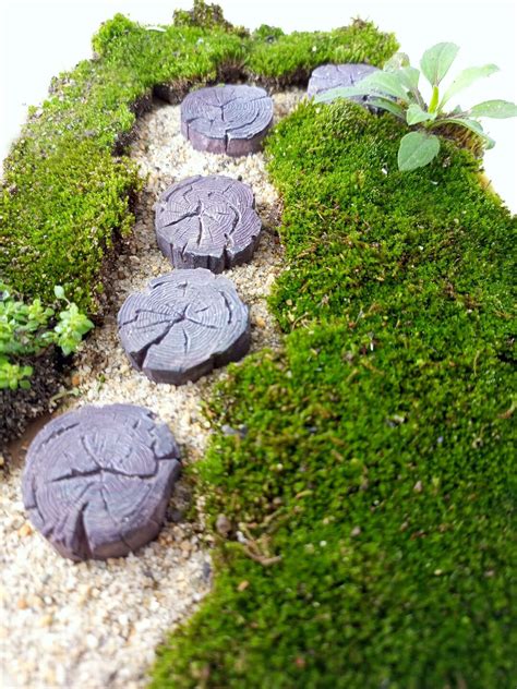 Miniature Round Concrete Garden Stepping Stones, Cement Log Slice Stepping Stones for Fairy ...