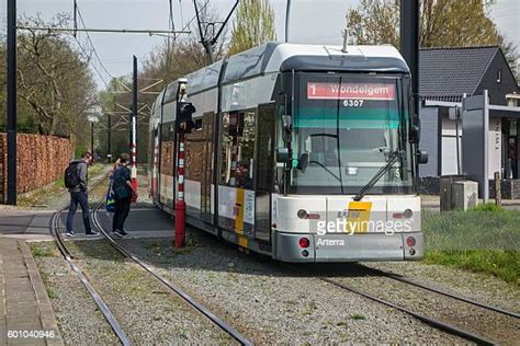 De Lijn Photos Et Images De Collection Getty Images