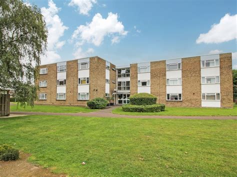 1 Bed Flat For Sale In Marlborough Court Royal Wootton Bassett