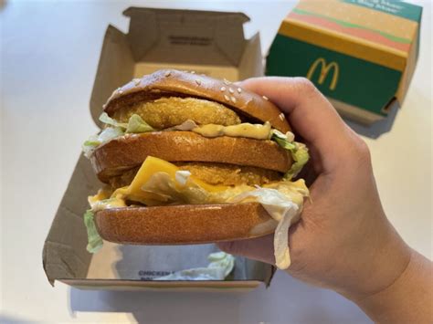 An honest review of the new McDonald's Chicken Big Mac (PHOTOS) | Eat ...