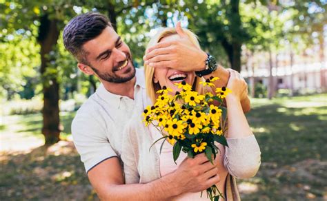 Frases Sobre Flores Amarillas” Para Dedicar Este 21 De Septiembre