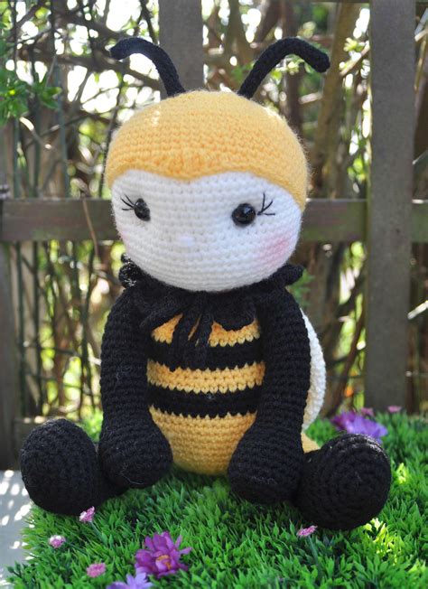 R Serv Pour Rachel Doudou Abeille Crochet Jouet Pour Etsy Jouet