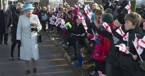 Queen Elizabeth To Visit Manchester And Salford As Part Of Diamond