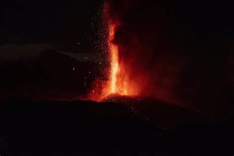 Cantabria Pone Sus Medios A Disposici N De Canarias Por La Erupci N Del