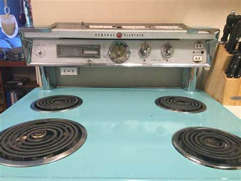 OBO 1950s General Electric Stove Turquoise Esquimalt View