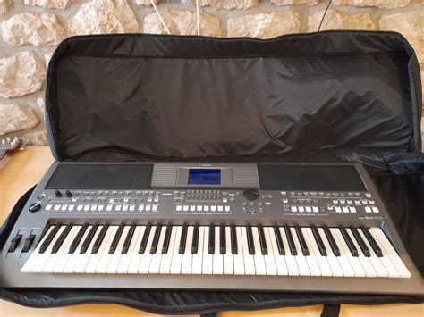 Prodajem Synth Yamaha Psr