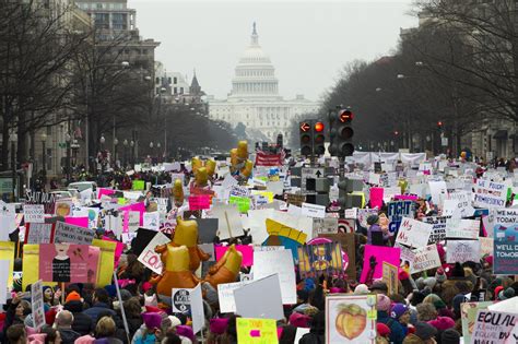 Womens March Tausende Frauen Demonstrieren Gegen Trump Web De