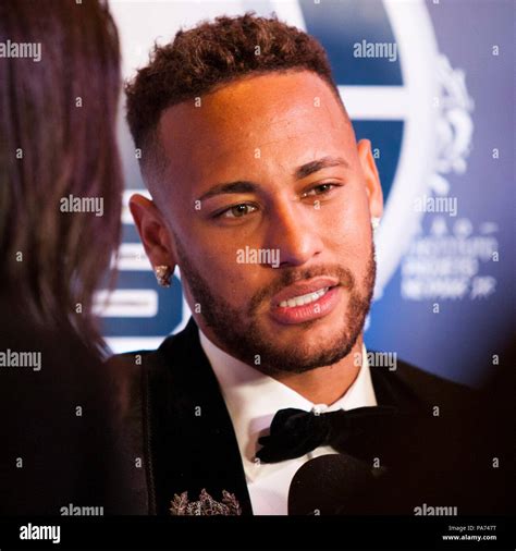 Neymar psg 2018 19 Banque de photographies et dimages à haute