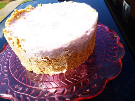 Cake Of The Week Diy Midori And Raspberry Cheesecake