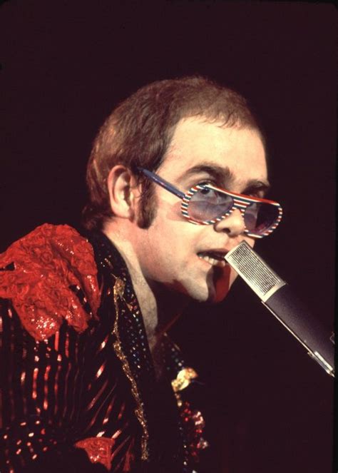 30 Flamboyant Stage Costumes of Elton John During the 1970s ~ Vintage ...