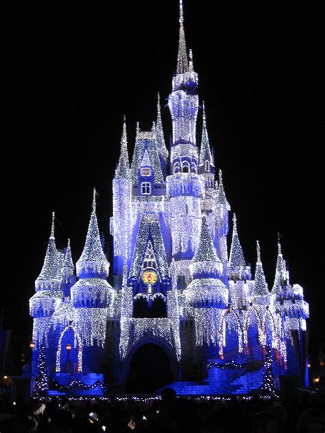 29 See The Castle Lights At Christmas Disney World Christmas Disney