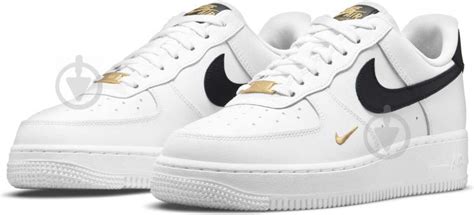 ᐉ Кроссовки Nike WMNS AIR FORCE 1 07 ESS CZ0270 102 р 40 US 8 5 25 5