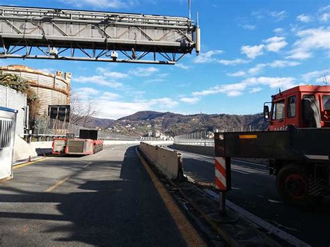 Lavori Demolizione Finite Prove Di Carico Sul Ponte Morandi Riaperto