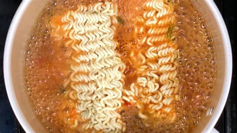 Spicy Ramen Instant Noodles Bgm Jazz Blues Youtube