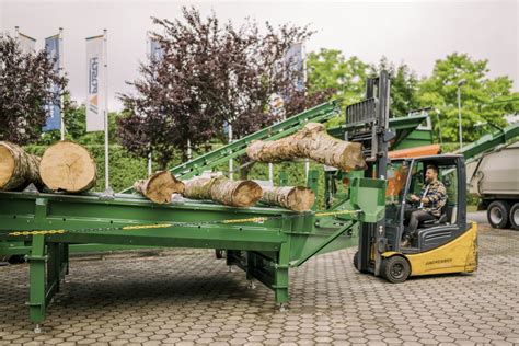 The Firewood Processor Spaltfix K Vario For Perfect Firewood By Posch