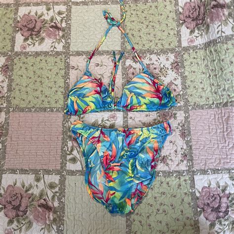 Super Cute Vintage Venus Floral Bikini Set Top Is A Depop