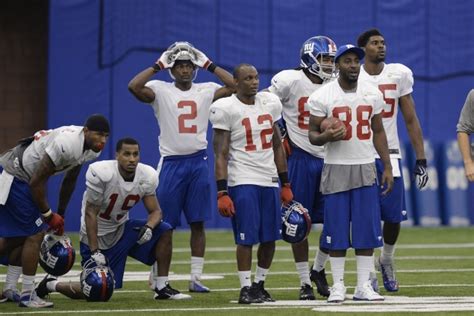 Groin Injury Keeps Hakeem Nicks Off Ny Giants Practice Field New