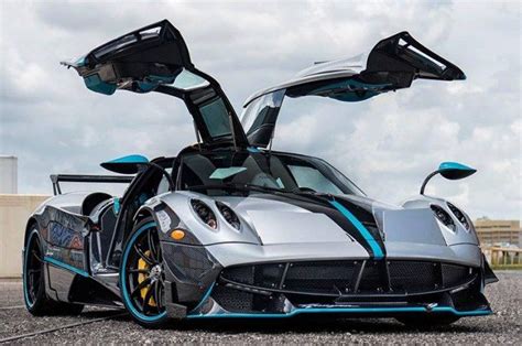 オーナーは高級車ディーラー経営者。ルイス・ハミルトン風、最後のパガーニ・ウアイラが納車 Pagani Huayra Super Cars