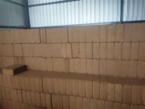 Cocos Nucifera In Salem Supplier Of Low Ec Coco Peat Blocks