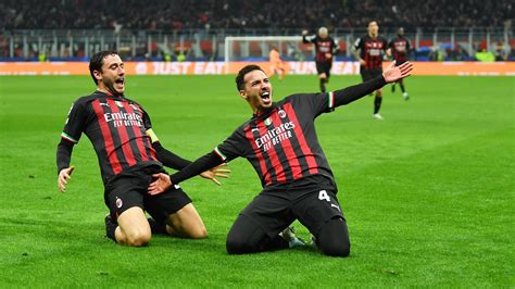 L Ac Milan Bat Naples En Quart De Finale Aller De Ligue Des