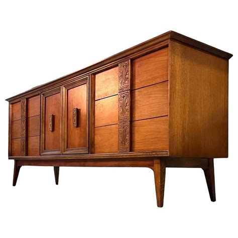 Mid Century Credenza Dresser Bassett Mayan For Sale At 1stdibs Vintage Bassett Furniture