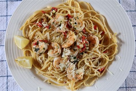 Spicy Chilli Garlic Prawn Linguine Pasta Dining And Cooking