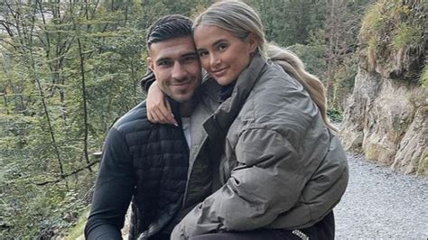 Love Island stars Molly-Mae Hague and Tommy Fury expecting first child ...