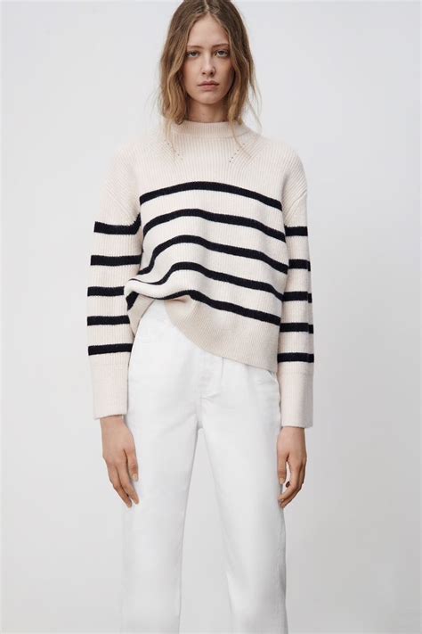 Striped Sweater Outfit Striped Knitted Sweater Stripe Outfits Knit