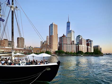 22 best waterfront restaurants in NYC for food, drink and views