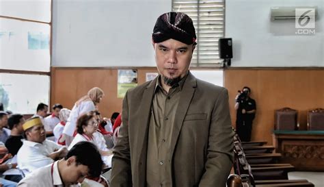 Foto Sidang Ujaran Kebencian Ahmad Dhani Ditemani Mulan Dan El Rumi