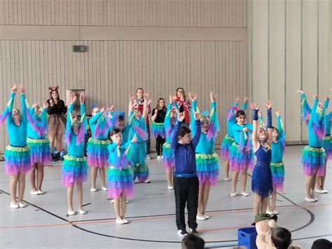 Gardeauftritte Der Bubaria Buchbach Schulleben Unsere Schule GS