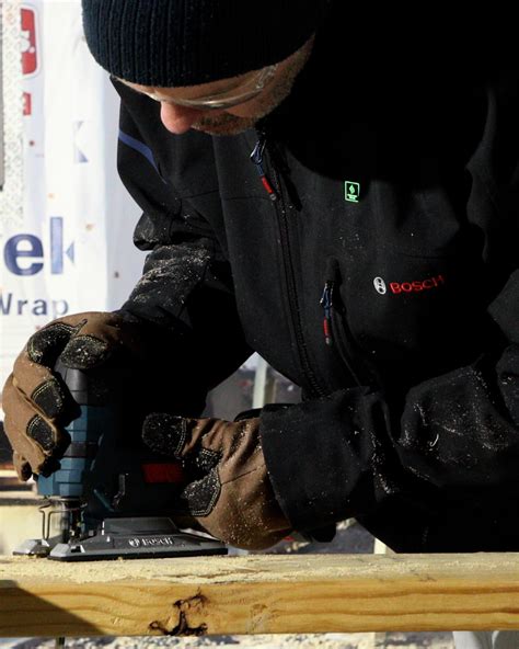 New heated jacket, hoodie from Bosch - Woodshop News