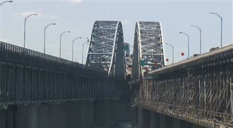 Mercier bridge reopens as construction ends one week ahead of schedule ...