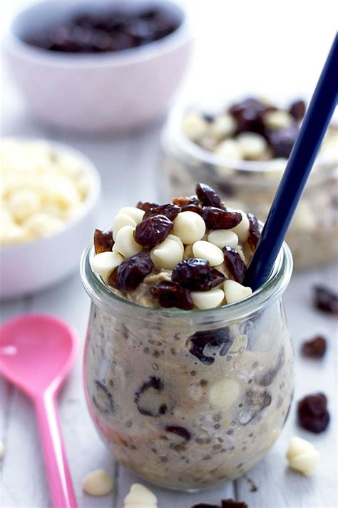 Overnight Oats Recipe with White Chocolate and Cranberries - The Weary Chef
