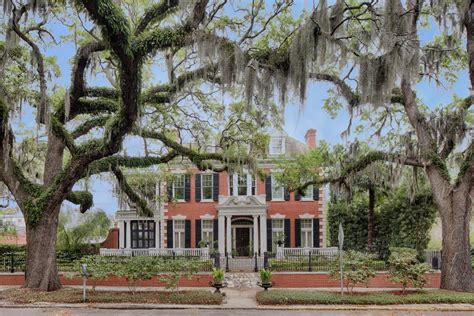 Historic Mills B Lane Brick Mansion In Savannah Ga Hgtvs Ultimate