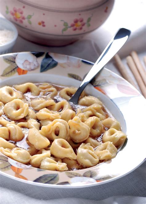 Tortellini In Brodo La Ricetta Tradizionale