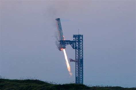 Spacexs Starship Rocket Completes 5th Test Flight Returning Booster