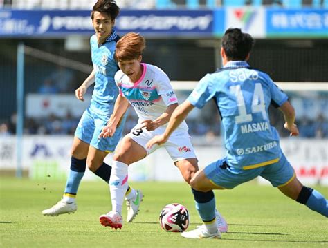 【写真・画像】【速報】＜サガン鳥栖＞鳥栖先制、敵地磐田戦1―0で後半へ スポーツ 佐賀県のニュース 佐賀新聞