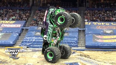 Grave Digger │ Tyler Menninga S Unbelievable Two Wheel Monster Truck Skills In Tampa Youtube