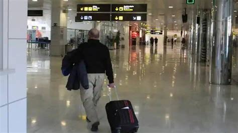 El Temporal De Viento Obliga A Cancelar Ocho Vuelos Con Salida O