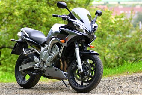 Review Of Yamaha Fz6 Fazer S2 Fz6 Fazer S2 Abs Pictures Live Photos