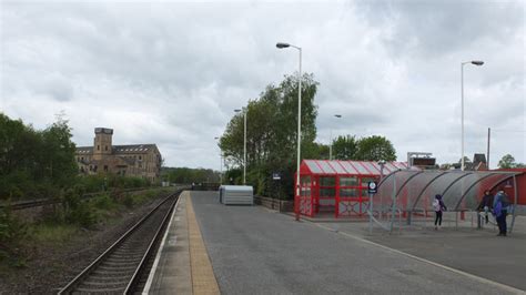 Mirfield Railway Station Habiloid Cc By Sa 2 0 Geograph Britain