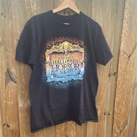 Halloween Horror Nights T Shirt Size Large Depop