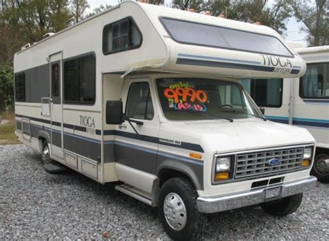 USED 1990 FLEETWOOD TIOGA 27 Overview Berryland Campers