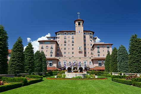 Best Luxury Hotel Rooms in Colorado Springs | The Broadmoor